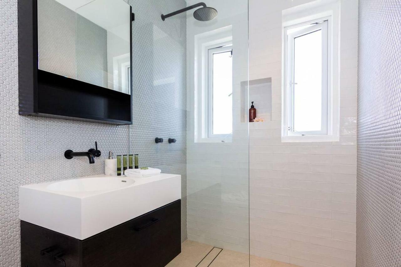 Bondi Breeze-Hosted By:L'Abode Accommodation Sidney Exterior foto